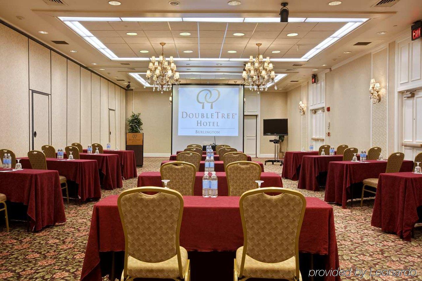 Delta Hotels By Marriott Burlington Facilități foto
